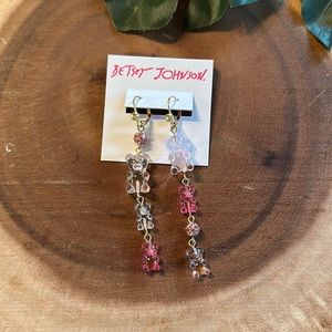 NWT betsey johnson pink gummy bear long earrings